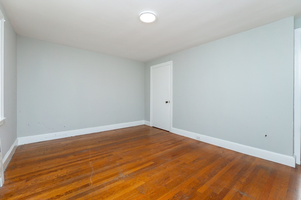 306 Paradise Road Swampscott, MA 01907 - Photo 20 of 40