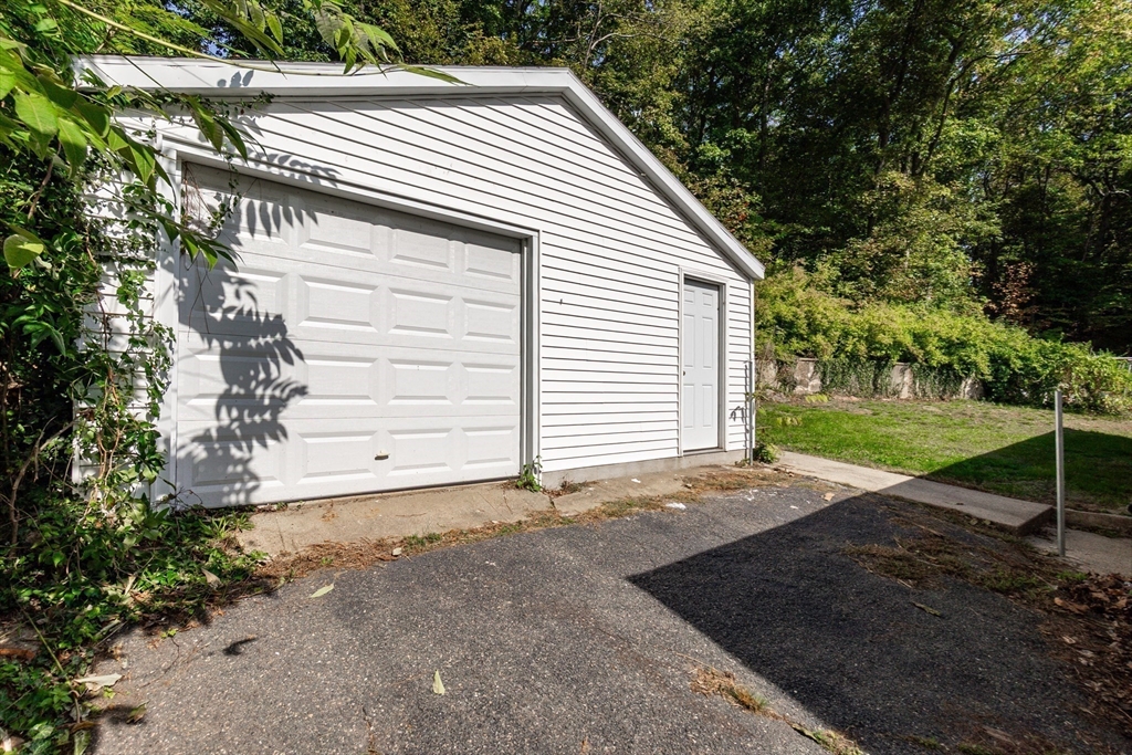 306 Paradise Road Swampscott, MA 01907 - Photo 31 of 40