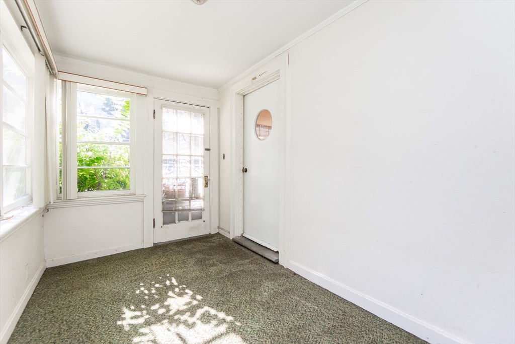 306 Paradise Road Swampscott, MA 01907 - Photo 8 of 40