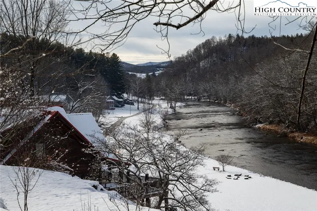 $2,960,000 | 53 Autumn Leaf Way, Crumpler, NC 28617