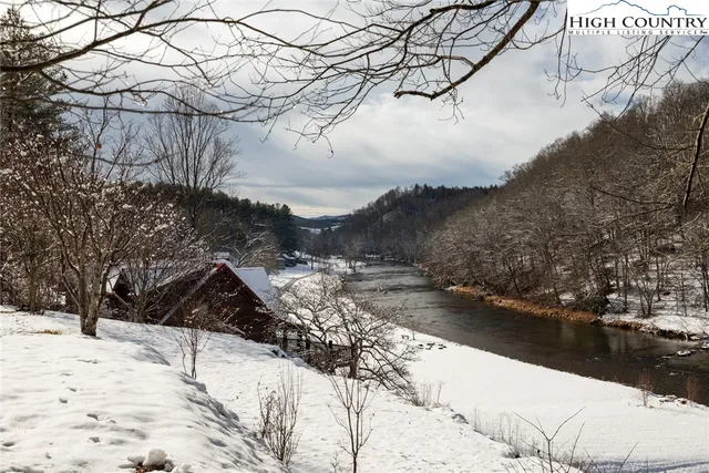 $2,960,000 | 53 Autumn Leaf Way, Crumpler, NC 28617