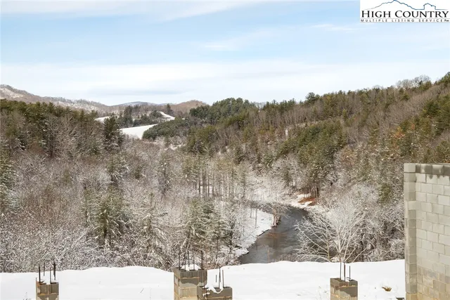 $2,960,000 | 53 Autumn Leaf Way, Crumpler, NC 28617