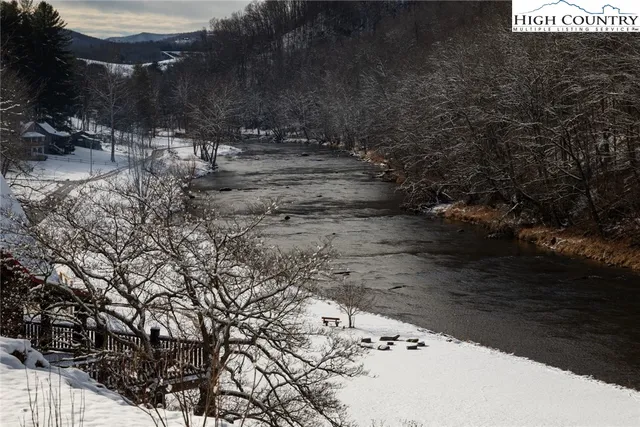 $2,960,000 | 53 Autumn Leaf Way, Crumpler, NC 28617