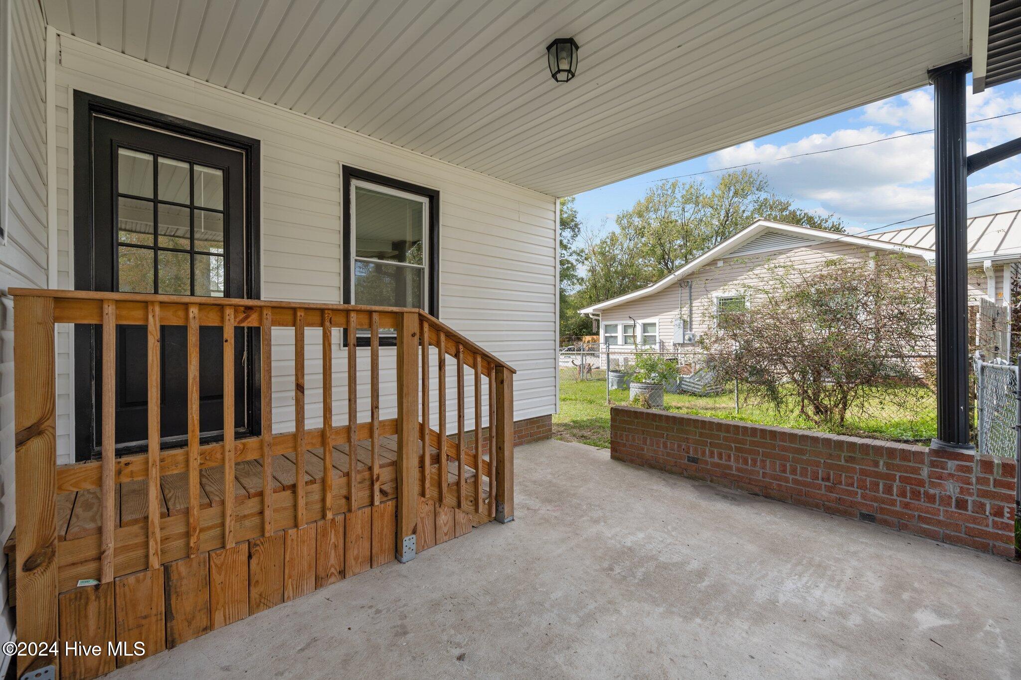 103 Cardinal Road Jacksonville, NC 28546 - Photo 37 of 51 37-web-or-mls-06