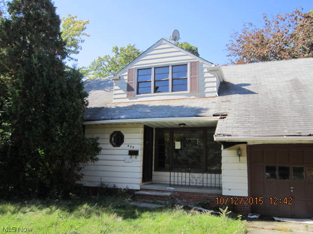 890 Woodview Road Cleveland, OH 44121 - Photo 1 of 1