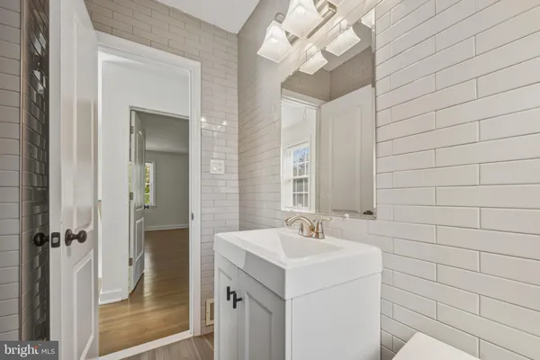 $210,000 | 2110 Suitland Terrace Southeast, Washington, DC 20020