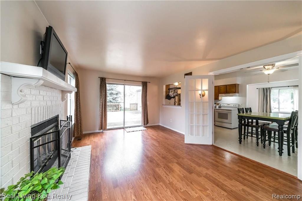 1642 Dancer Drive Rochester Hills, MI 48307 - Photo 10 of 35