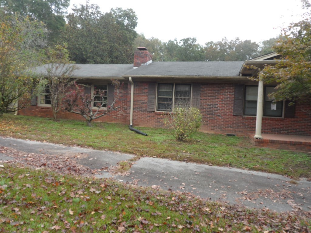 133 Larkwood Road Liberty, SC 29657 - Photo 3 of 20