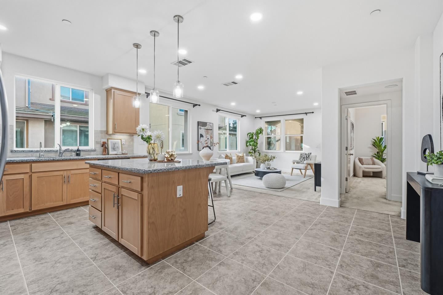 1796 Lee Way Milpitas, CA 95035 - Photo 5 of 35