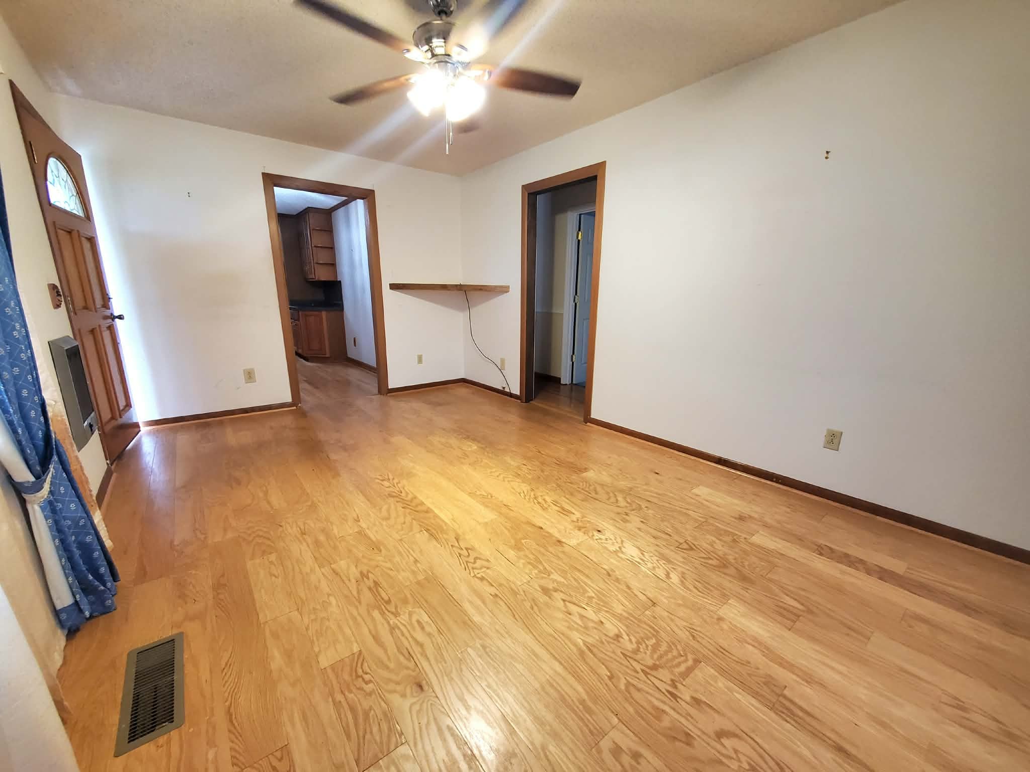 18 Roberts Lane Lebanon, TN 37087 - Photo 18 of 34 a view of an empty room with a window