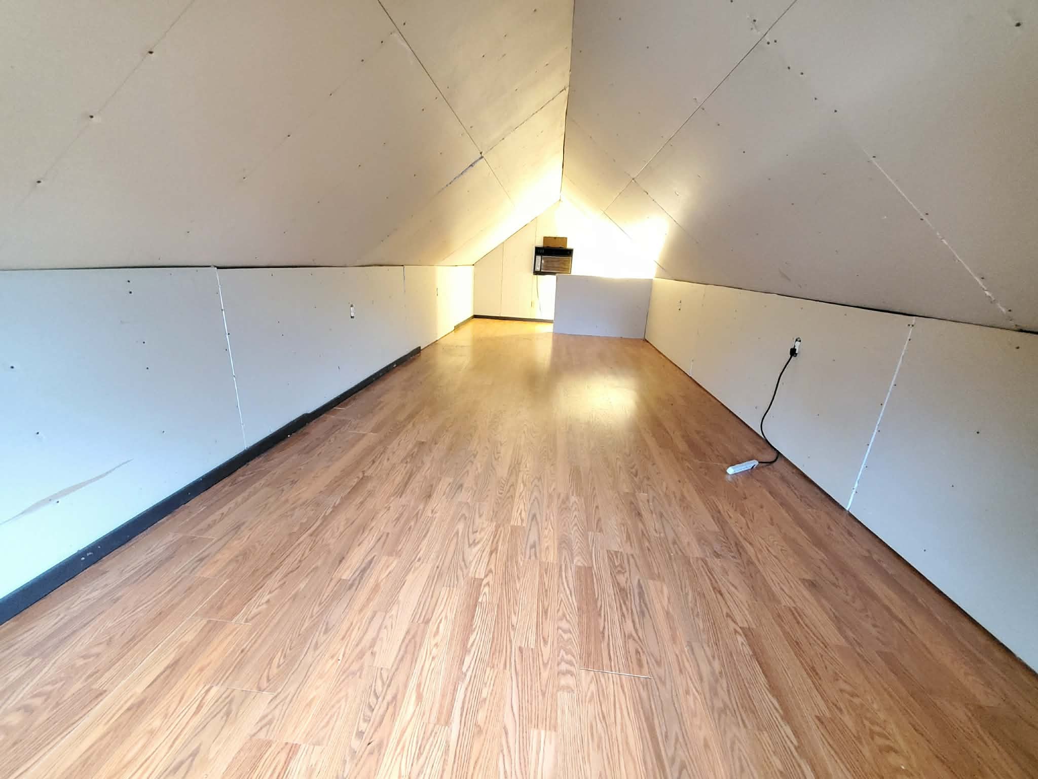 18 Roberts Lane Lebanon, TN 37087 - Photo 30 of 34 a view of empty room with wooden floor