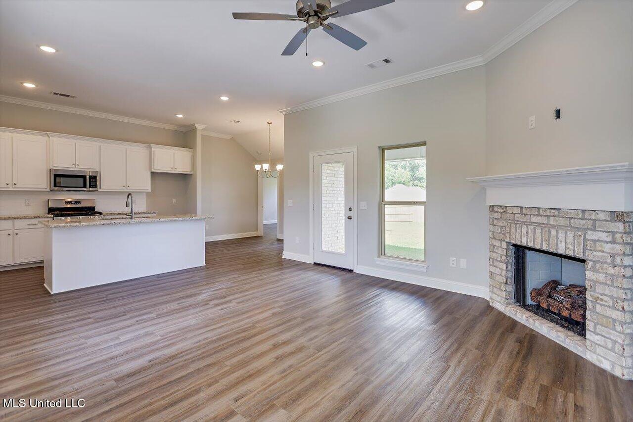 114 Bailey Cove Canton, MS 39046 - Photo 6 of 27 06-114 Bailey Cv