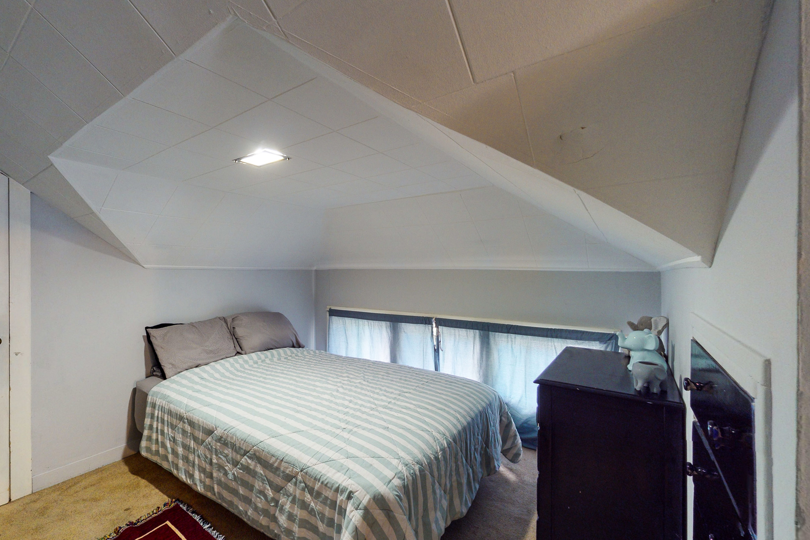 658 Linden Avenue Elgin, IL 60120 - Photo 17 of 28 a bedroom with a bed and two night stand