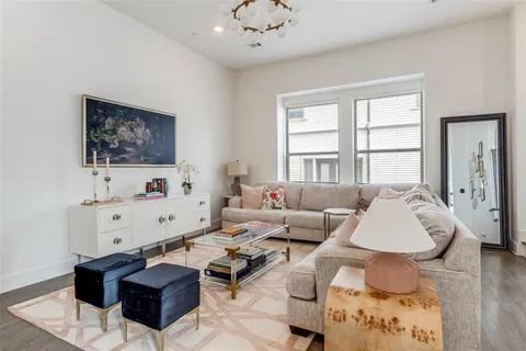 $599,000 | 5912 Ross Avenue, Unit 10, Dallas, TX 75206
