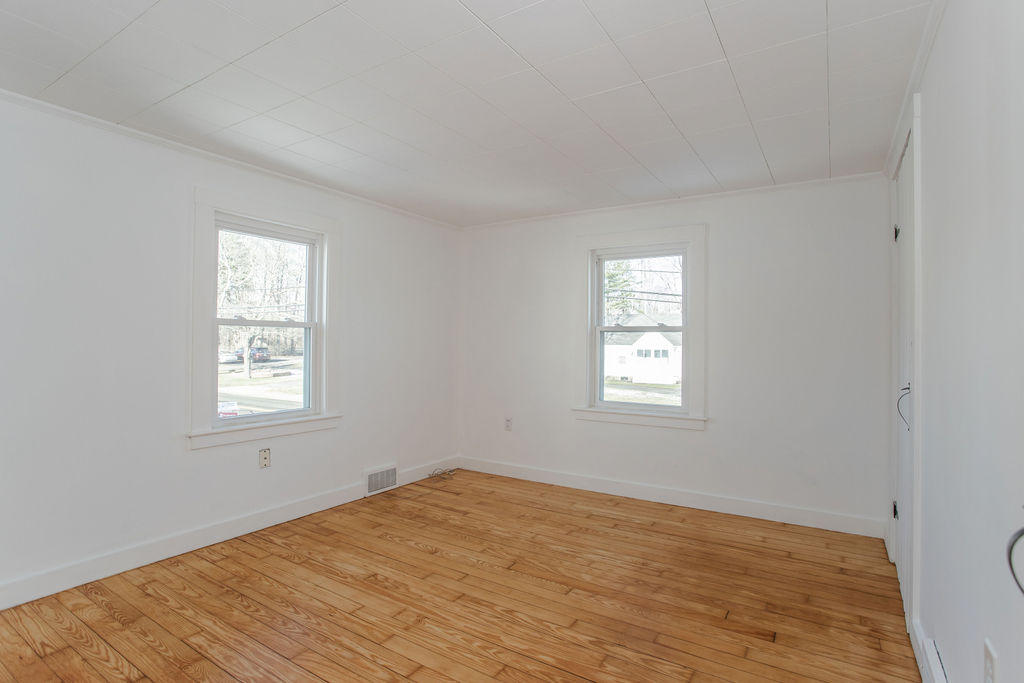 213 Long Sands Road York, ME 03909 - Photo 12 of 33 213 Long Sands