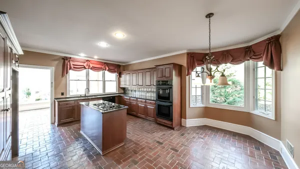 $749,900 | 98 Sweet Briar Lane, Carrollton, GA 30117