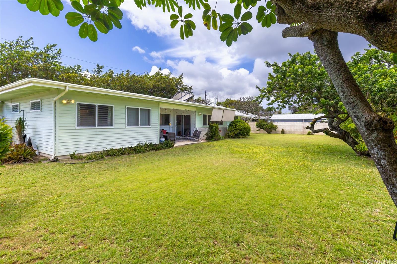 176 Kuulei Road Kailua, HI 96734 - Photo 20 of 24 The back yard looking towards the home.