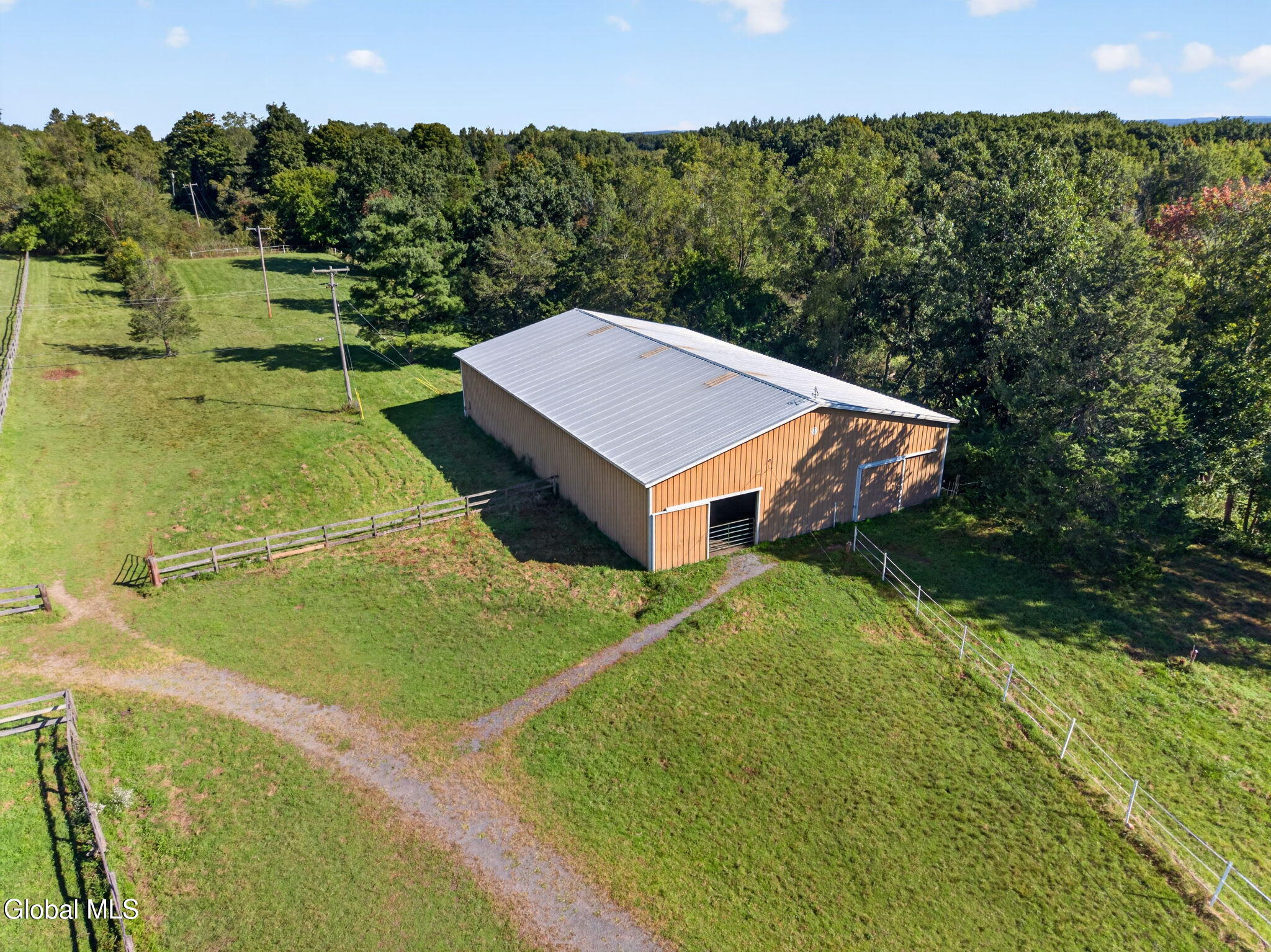 431 Ridge Road Stuyvesant, NY 12156 - Photo 11 of 52 48-web-or-mls-004_DJI_20260923101933_029