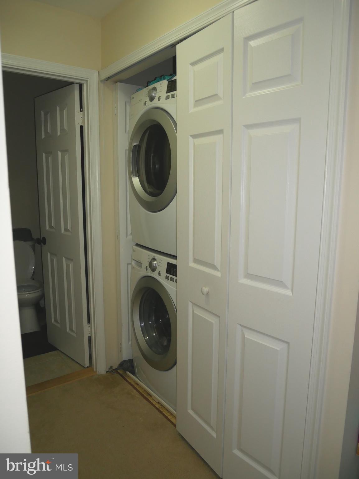 8031 Edinburgh Drive Springfield, VA 22153 - Photo 15 of 17 Interior (General)
