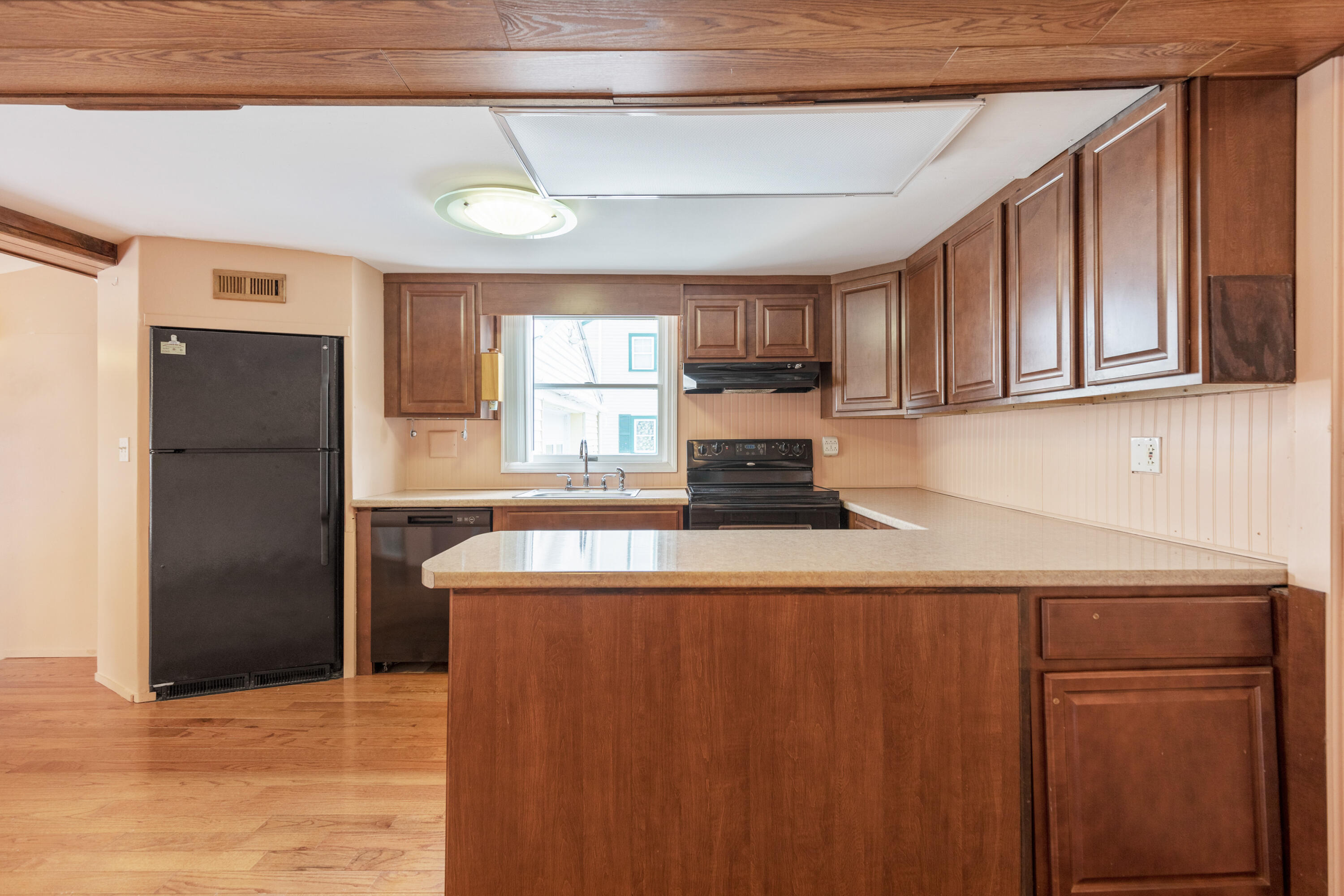 13 Ruth Street Sanford, ME 04073 - Photo 7 of 41 13 Ruth Street Sanford_008