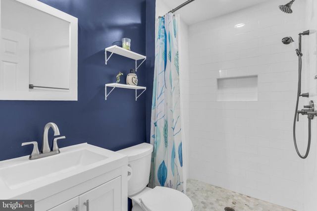 a view of a workspace with furniture