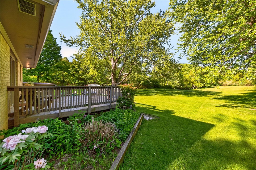 346 Whiting Road Webster, NY 14580 - Photo 26 of 32