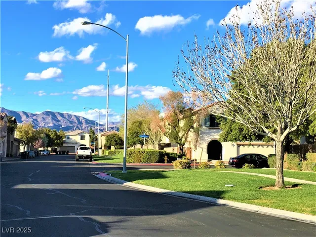 $1,960 | 6313 Blushing Willow Street, North Las Vegas, NV 89081