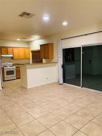 $1,960 | 6313 Blushing Willow Street, North Las Vegas, NV 89081