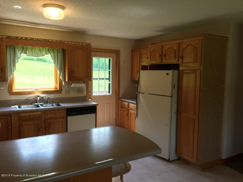 221 Oxbow Road Union Dale, PA 18470 - Photo 12 of 33 Gallery Image 12