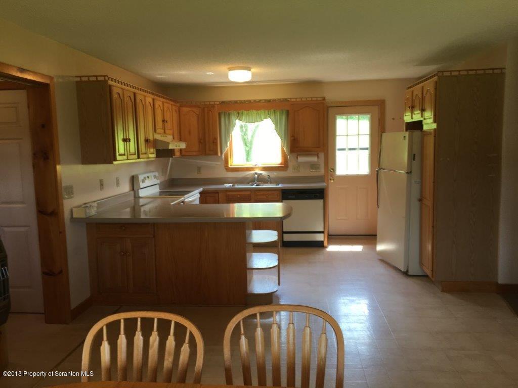 221 Oxbow Road Union Dale, PA 18470 - Photo 16 of 33 Gallery Image 16