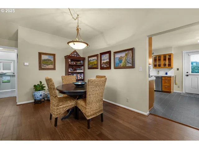 $599,000 | 911 1st Avenue, Seaside, OR 97138