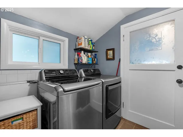 $599,000 | 911 1st Avenue, Seaside, OR 97138