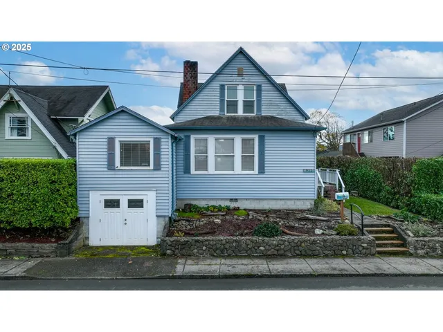 $599,000 | 911 1st Avenue, Seaside, OR 97138