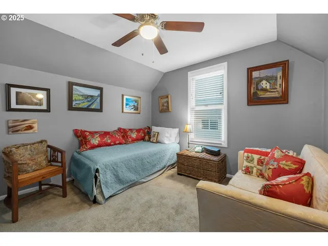 $599,000 | 911 1st Avenue, Seaside, OR 97138