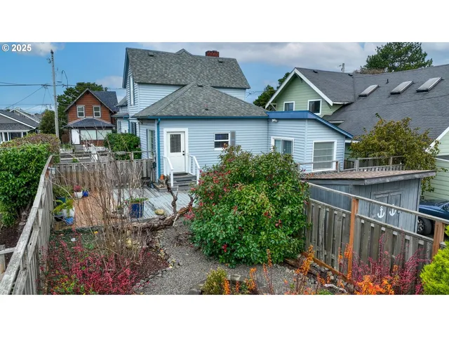 $599,000 | 911 1st Avenue, Seaside, OR 97138