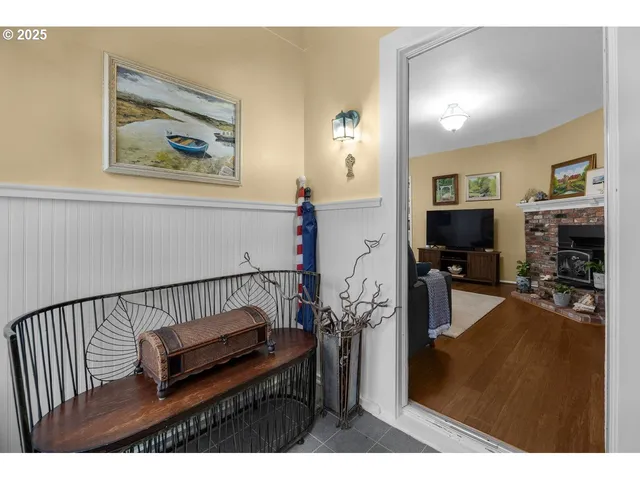 $599,000 | 911 1st Avenue, Seaside, OR 97138