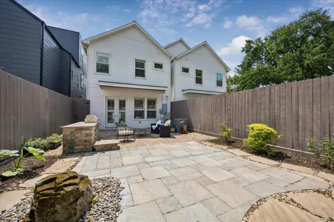 $1,075,000 | 2111 Huldy Street, Houston, TX 77019
