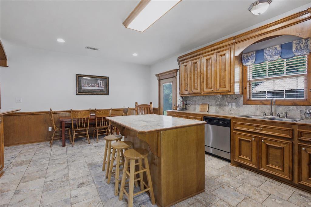 1010 Oak Lane Hackberry, LA 70645 - Photo 8 of 19