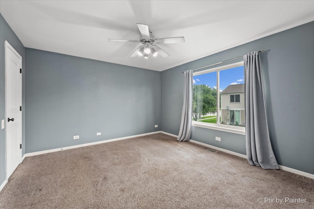 1661 Spaulding Road Bartlett, IL 60103 - Photo 15 of 37 Gallery Image 15