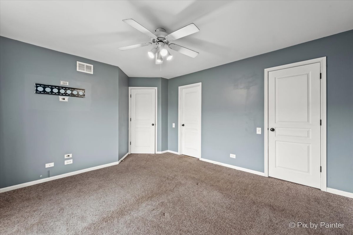 1661 Spaulding Road Bartlett, IL 60103 - Photo 16 of 37 Gallery Image 16