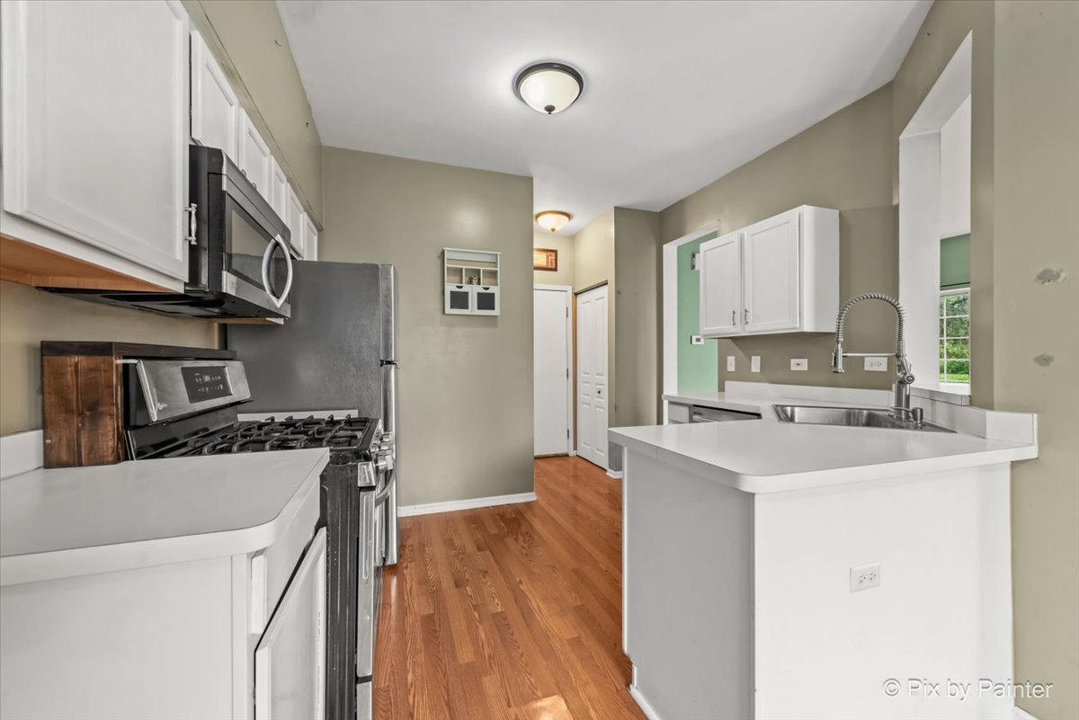 1661 Spaulding Road Bartlett, IL 60103 - Photo 8 of 37 Gallery Image 8