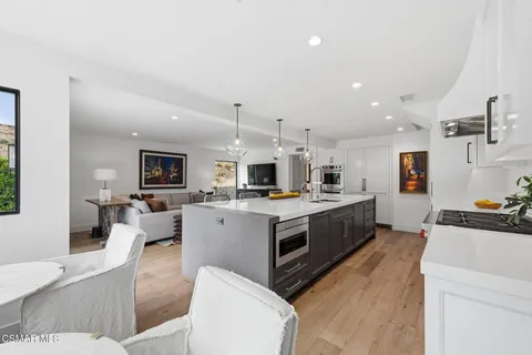 $1,899,000 | 1659 Bucksglen Court, Westlake Village, CA 91361