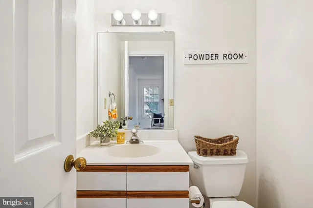 $899,900 | 3233 Chrisland Drive, Annapolis, MD 21403