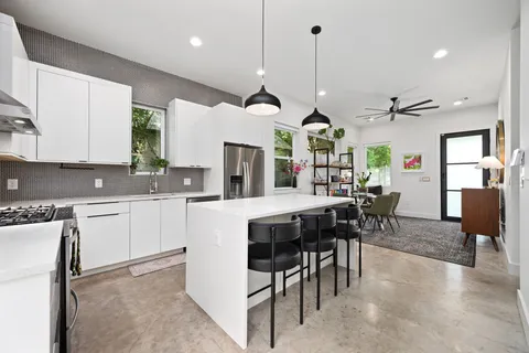 $749,000 | 2605 South 2nd Street, Unit 2, Austin, TX 78704