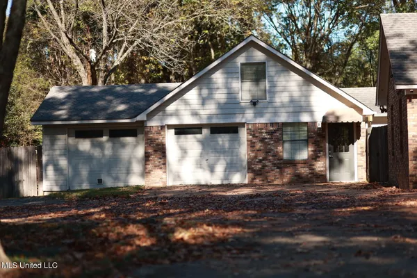 $530,000 | 8870 Collinswood Drive, Olive Branch, MS 38654