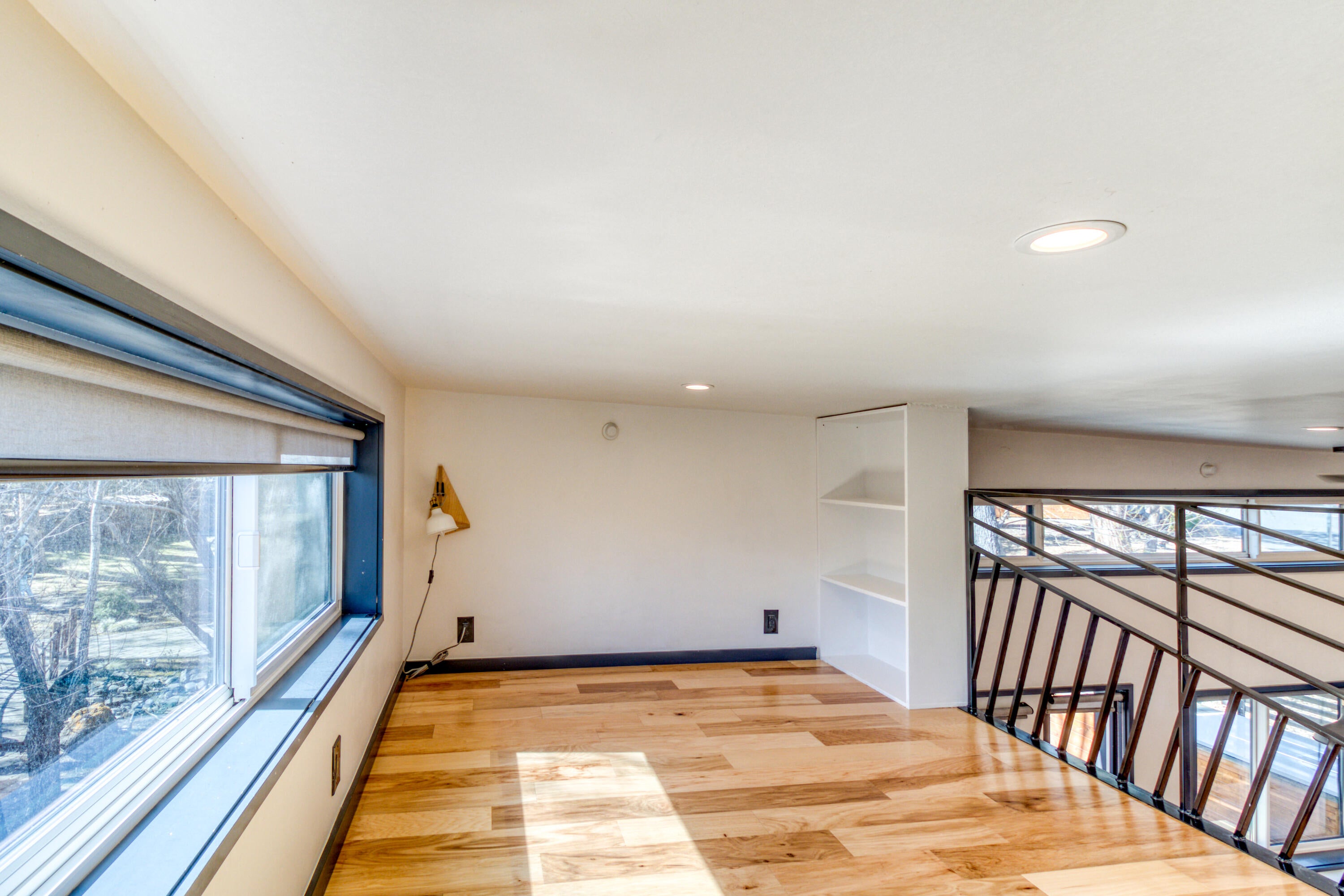 61301 Benham Road, Unit 8 Bend, OR 97702 - Photo 10 of 18 CREP0130
