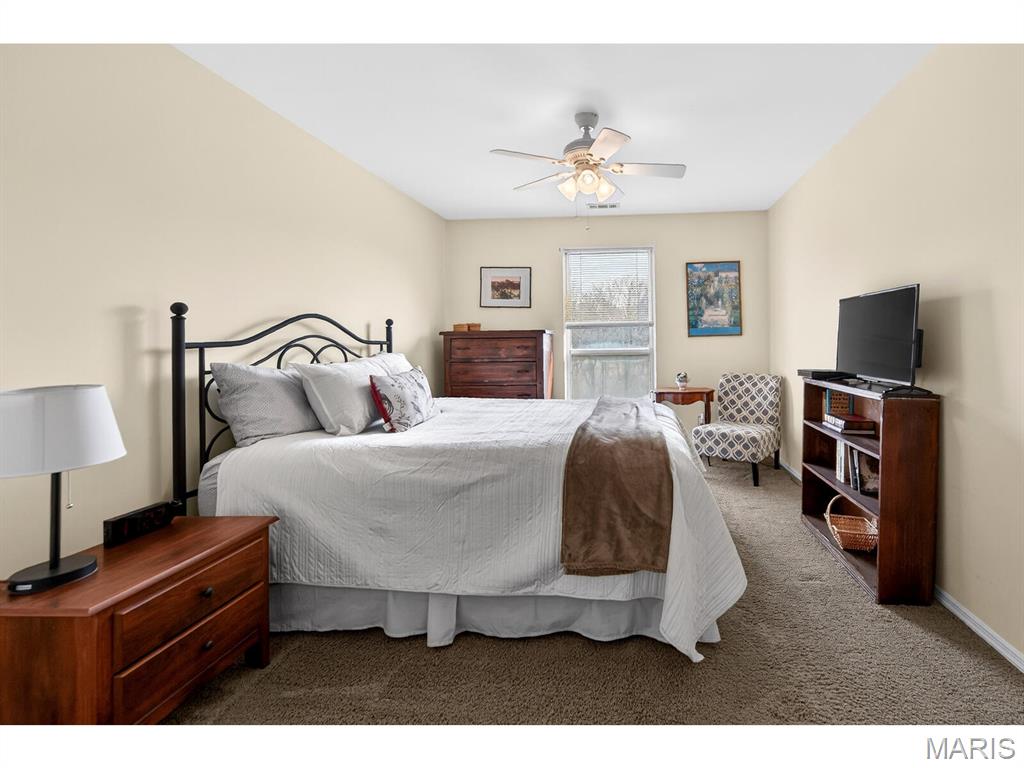 1327 Holgate Drive, Unit C Ballwin, MO 63021 - Photo 23 of 32