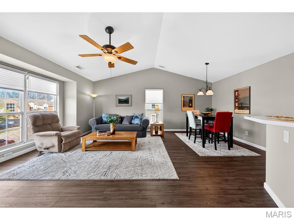 1327 Holgate Drive, Unit C Ballwin, MO 63021 - Photo 7 of 32