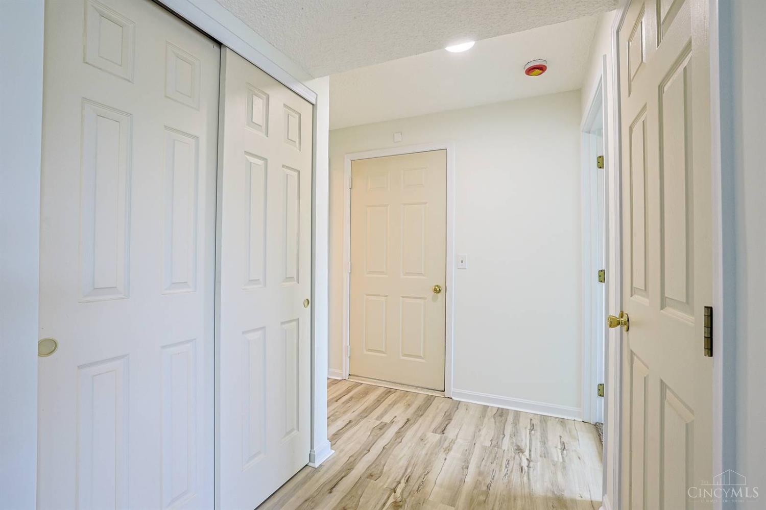 3547 Jessup Road, Unit 3C Cincinnati, OH 45239 - Photo 4 of 27 Gallery Image 4