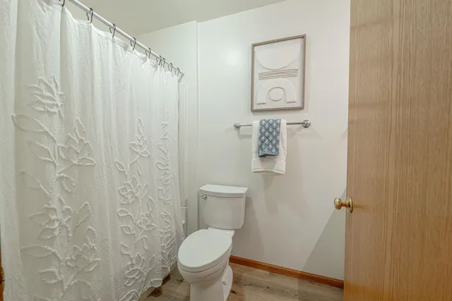 $425,000 | 406 Bay Hill Drive, Madison, WI 53717